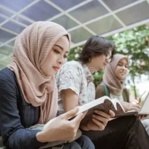 Muslim friendly scholarships
